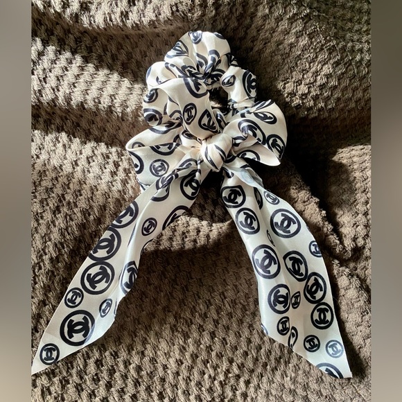 Accessories - Silk Hair Scrunchie Bow